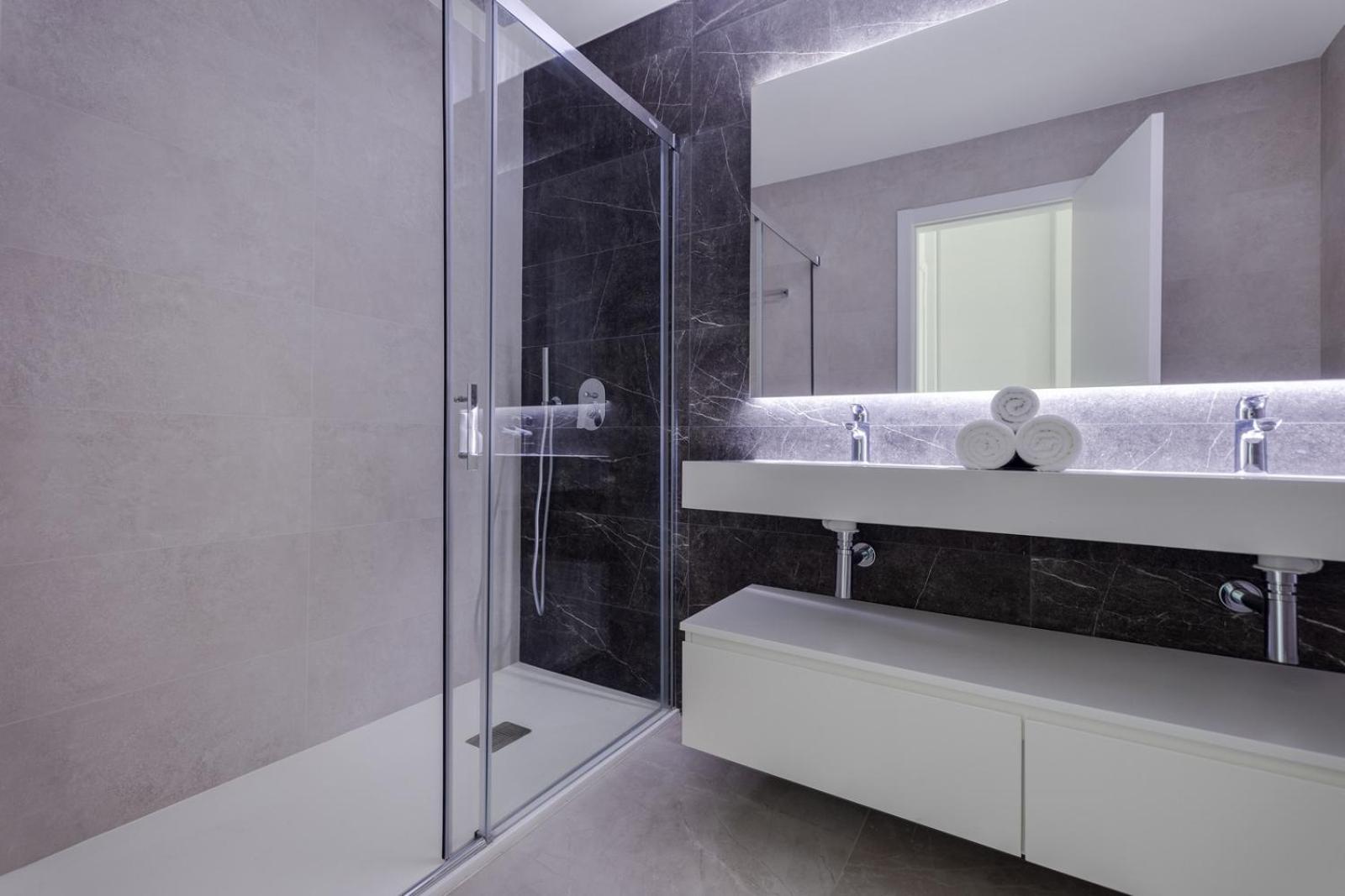 Sunset Cliffs Retreat By Costa Activa Breathtaking Sea Views & Steps To The Beach Apartamento Benidorm